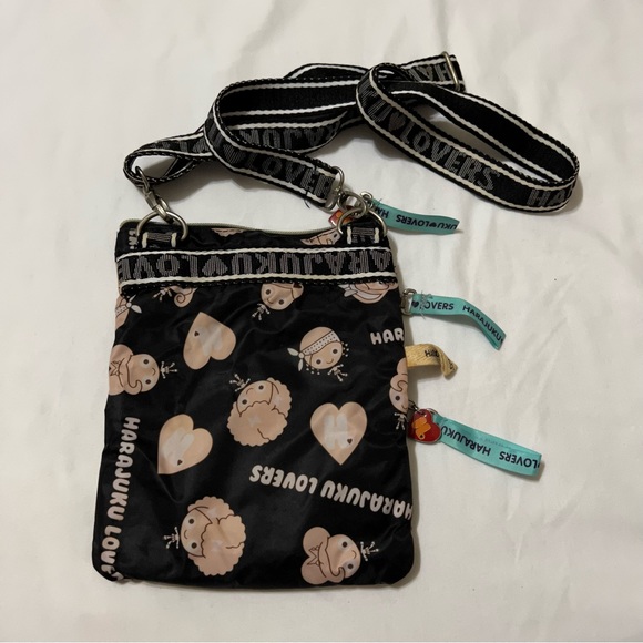 Harajuku Lovers 3 Zipper Crossbody purse by Gwen Stefani - Picture 2 of 7